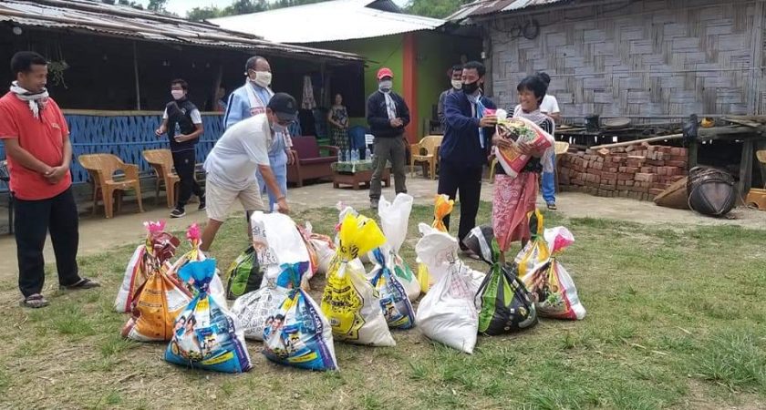 Arunachal Shiksha Vikas Samiti Distributed Free Groceries Item To More Than 300 Weaker Families Of Dailywage Labours